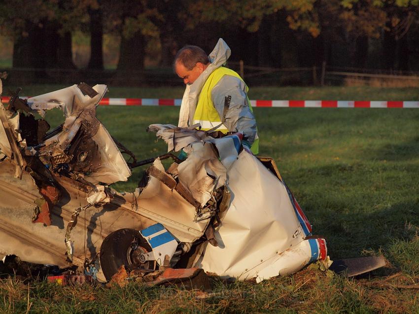 Kleinflugzeug abgestuerzt Sankt Augustin Meindorf P288.JPG